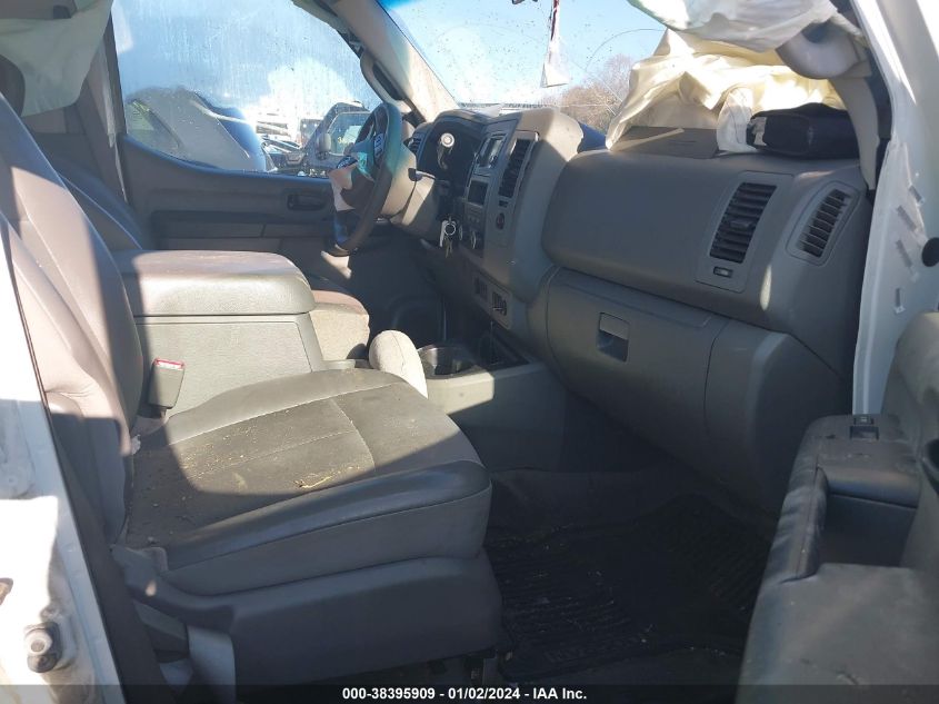 2014 NISSAN NV PASSENGER NV3500 HD SV V8 - 5BZAF0AA4EN161844