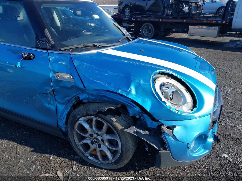 2016 MINI HARDTOP COOPER S - WMWXP7C59G2A43177