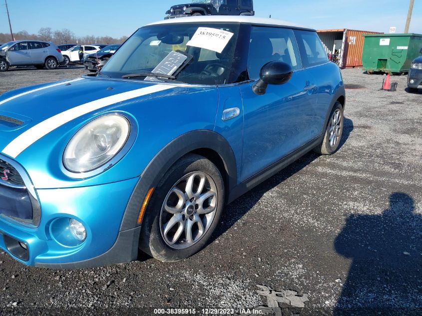 2016 MINI HARDTOP COOPER S - WMWXP7C59G2A43177