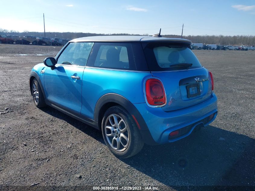 2016 MINI HARDTOP COOPER S - WMWXP7C59G2A43177