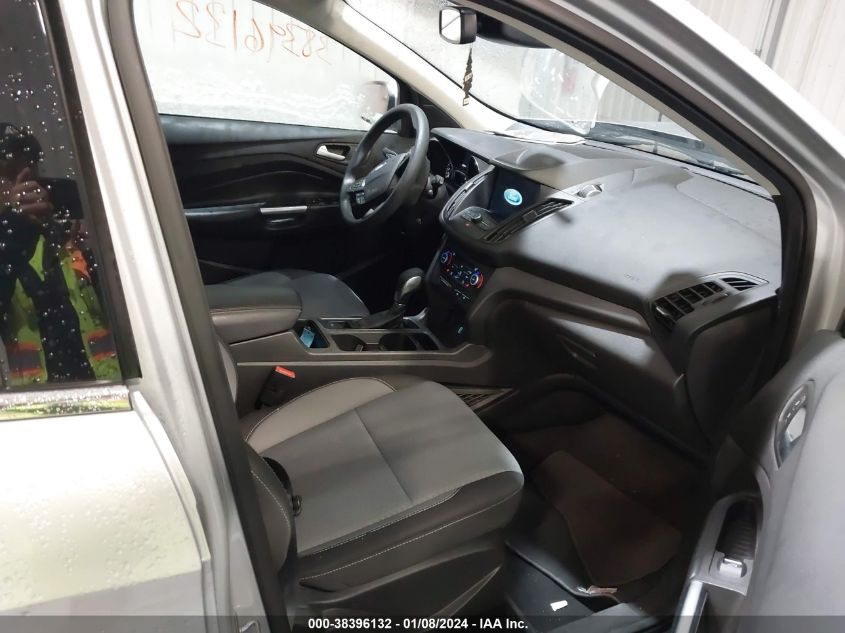 2019 FORD ESCAPE SE - 1FMCU0GD6KUC36914