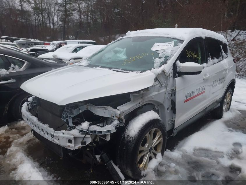 2017 FORD ESCAPE SE - 1FMCU9GD4HUE40320