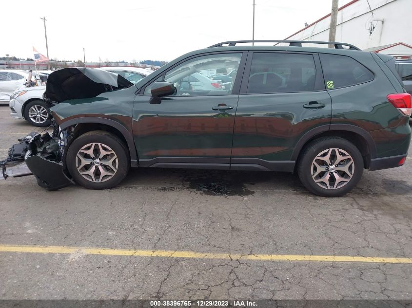 2022 SUBARU FORESTER PREMIUM - JF2SKADC6NH465731