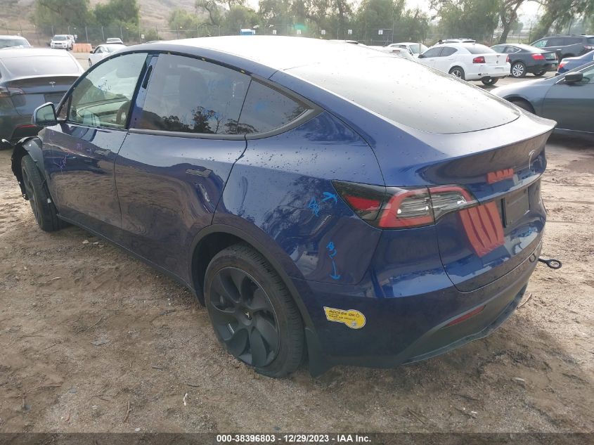 2022 TESLA MODEL Y - 7SAYGDEE6NF559901