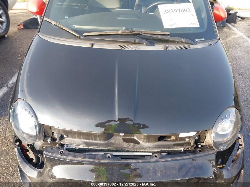 2019 FIAT 500E BATTERY ELECTRIC 3C3CFFGE3KT686318