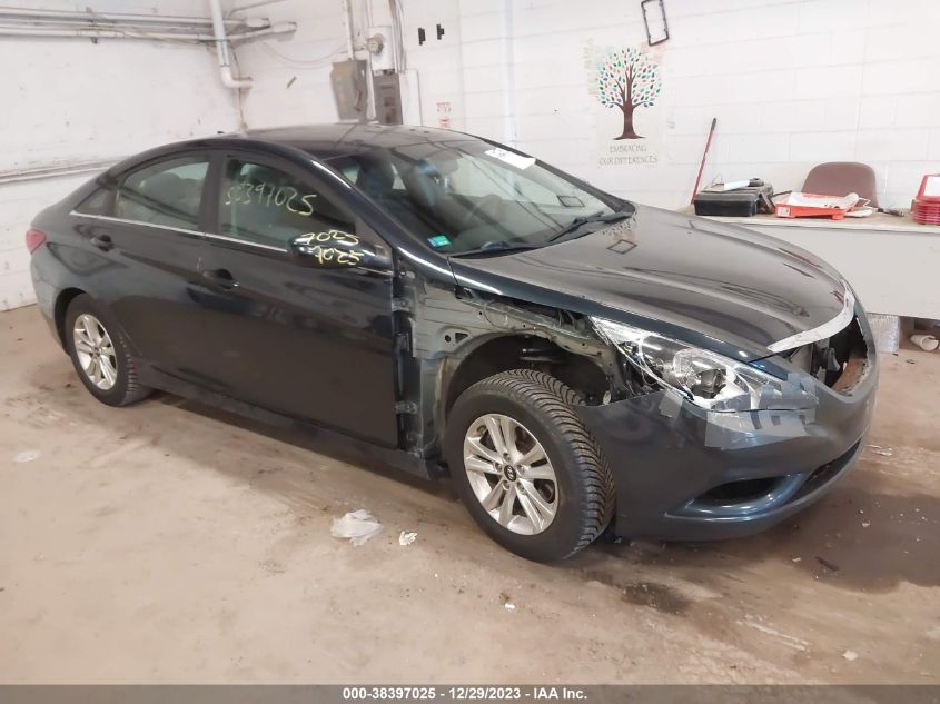 2013 HYUNDAI SONATA GLS - 5NPEB4AC5DH654212