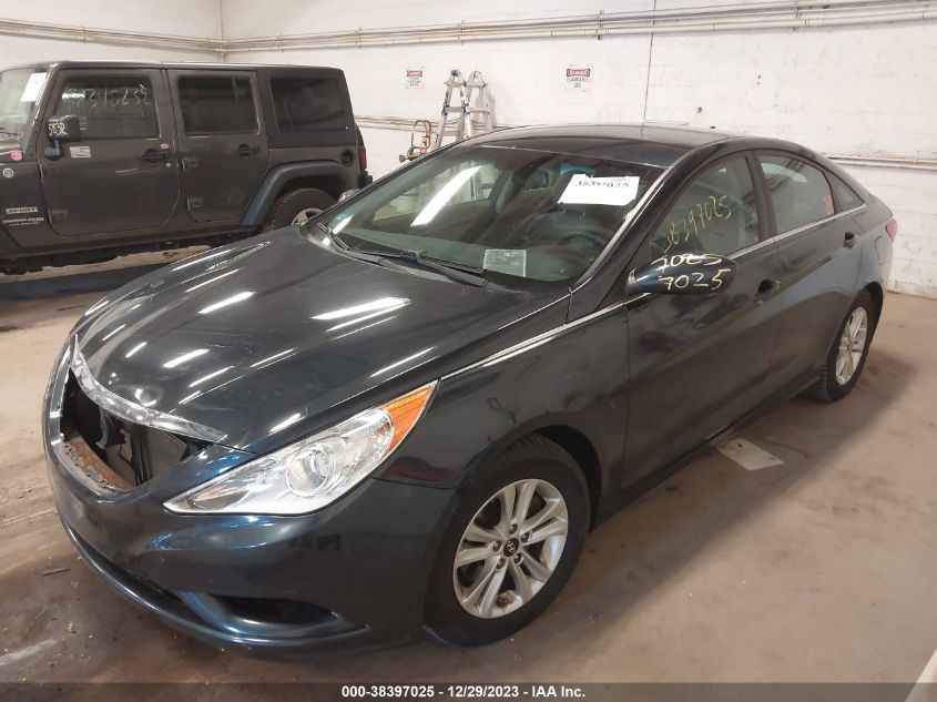 2013 HYUNDAI SONATA GLS - 5NPEB4AC5DH654212