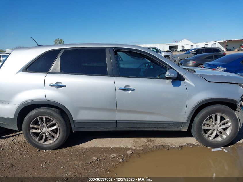 2014 KIA SORENTO LX - 5XYKT3A60EG513903