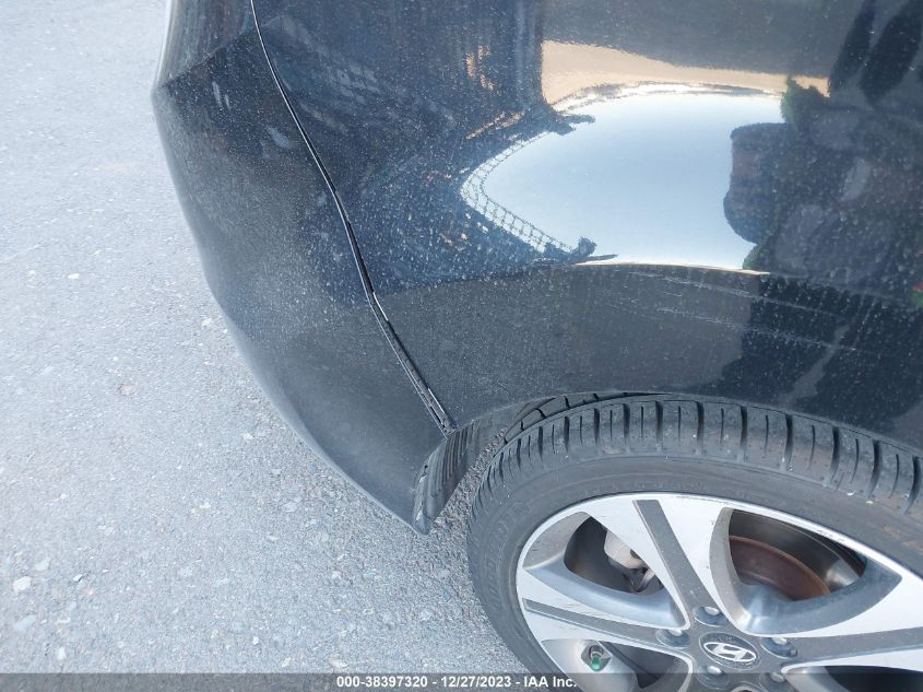 2013 HYUNDAI ELANTRA SE - KMHDH6AE7DU005553