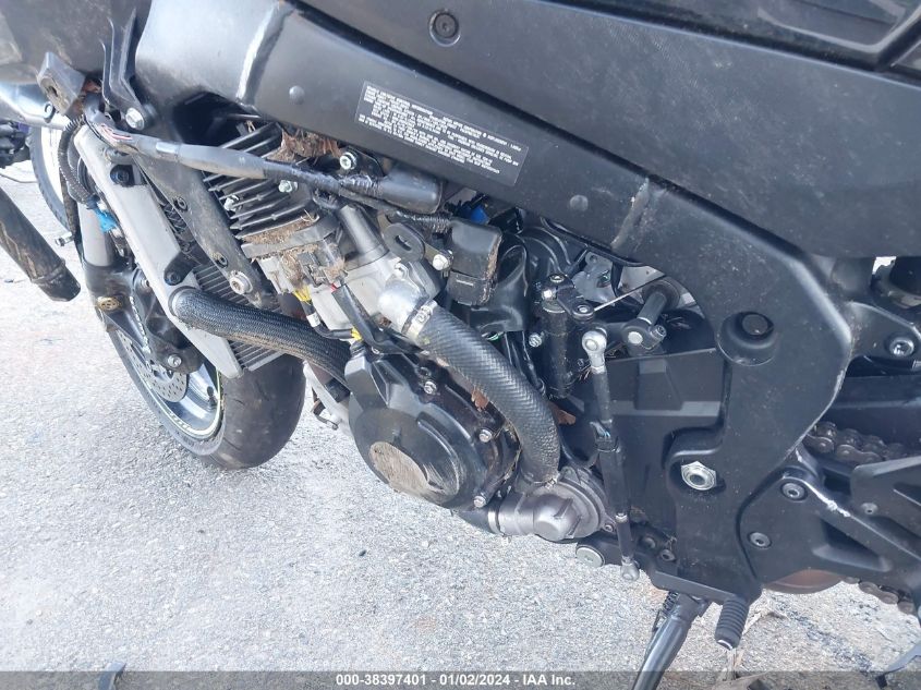2023 SUZUKI GSX-R1000 - JS1DM11B8P7100533