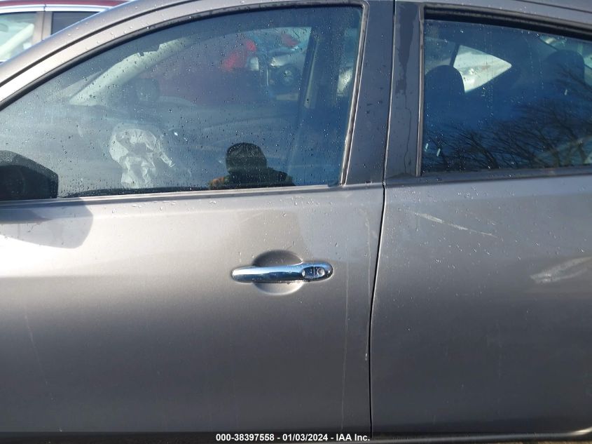 2017 NISSAN VERSA 1.6 SV - 3N1CN7AP8HK446200