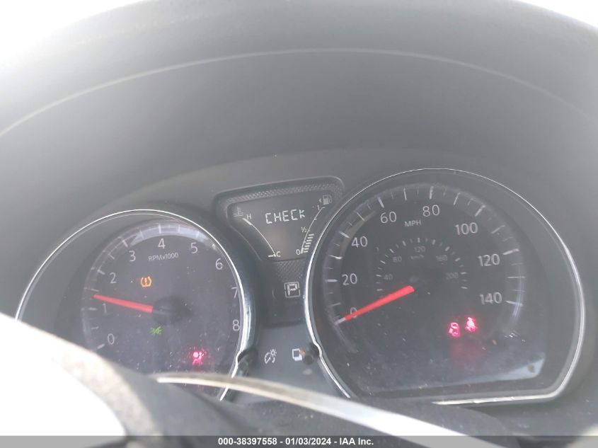 2017 NISSAN VERSA 1.6 SV - 3N1CN7AP8HK446200