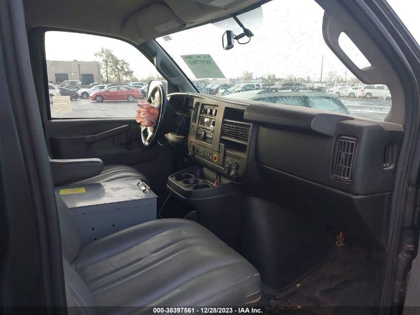 2017 CHEVROLET EXPRESS 2500 WORK VAN 1GCWGAFF2H1162337