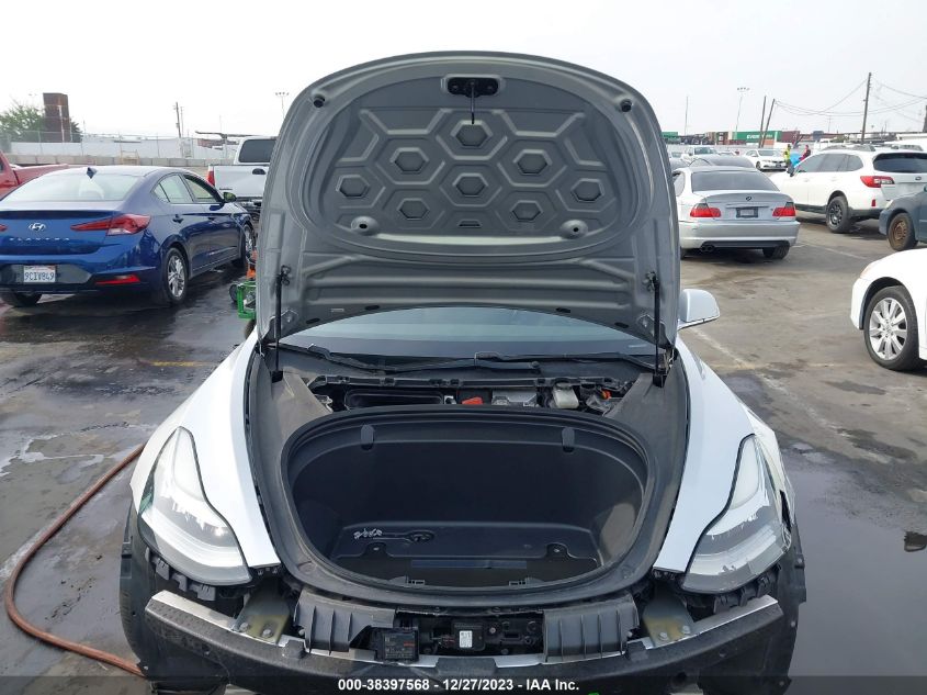 2018 TESLA MODEL 3 LONG RANGE/MID RANGE - 5YJ3E1EA8JF005200