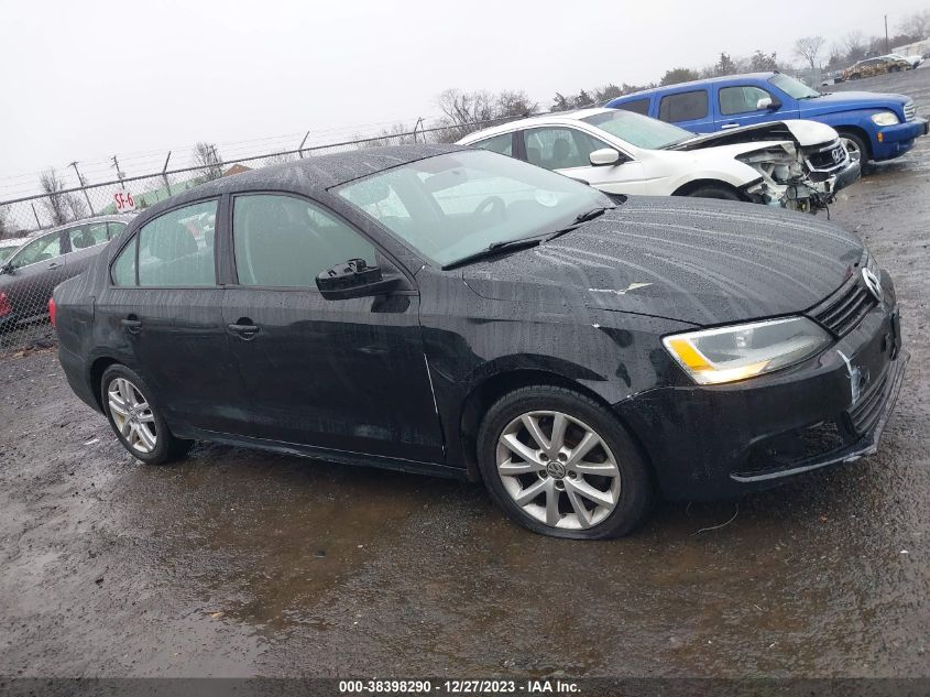 2014 VOLKSWAGEN JETTA 2.0L S - 3VW2K7AJ5EM208332