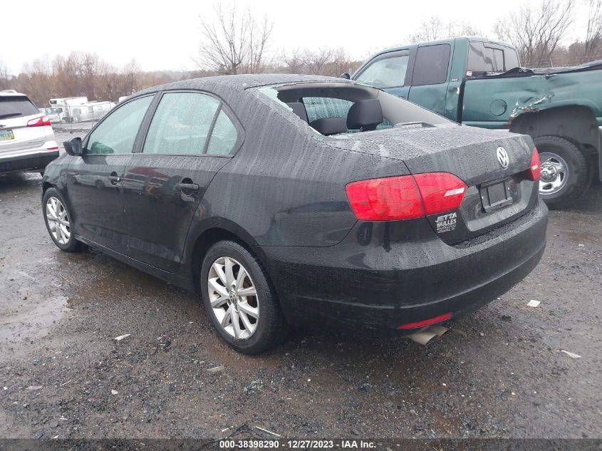 2014 VOLKSWAGEN JETTA 2.0L S - 3VW2K7AJ5EM208332