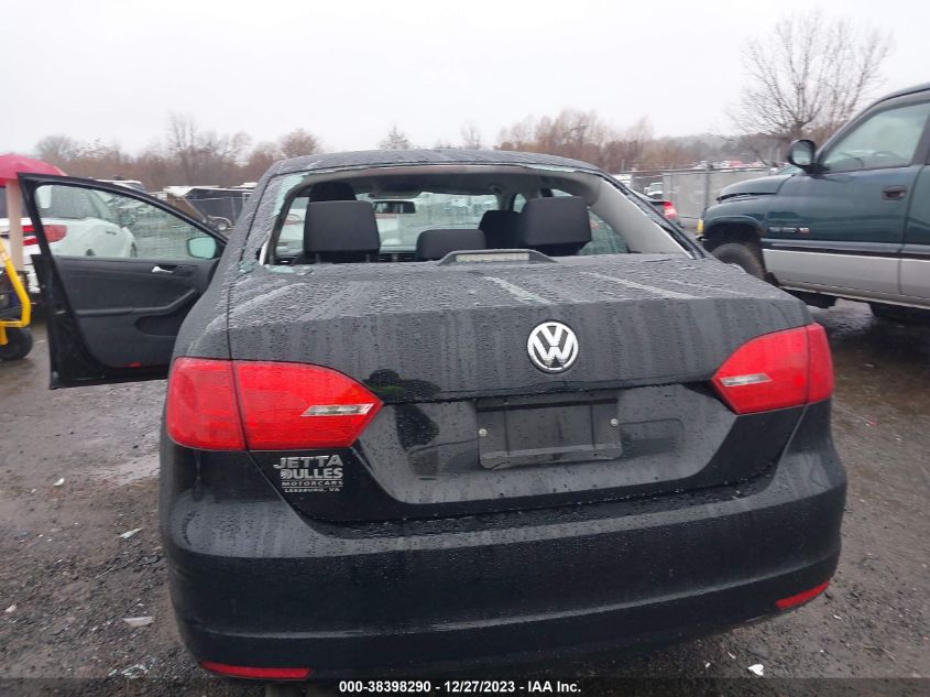 2014 VOLKSWAGEN JETTA 2.0L S - 3VW2K7AJ5EM208332