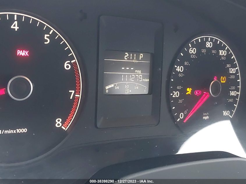 2014 VOLKSWAGEN JETTA 2.0L S - 3VW2K7AJ5EM208332