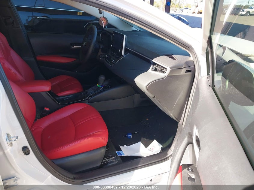 VIN 5YFEPRAE3LP049672 2020 TOYOTA COROLLA LE