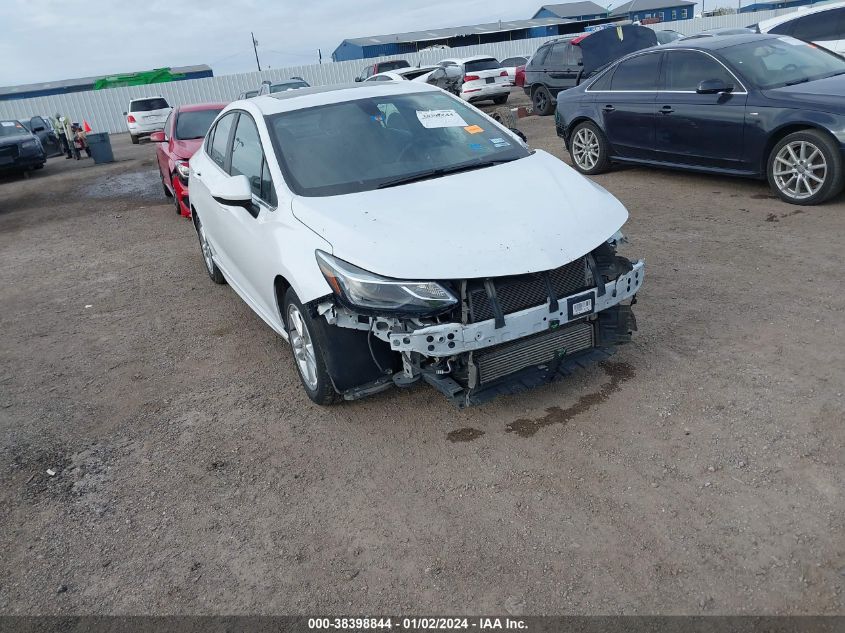 2018 CHEVROLET CRUZE LT - 1G1BE5SM8J7234895