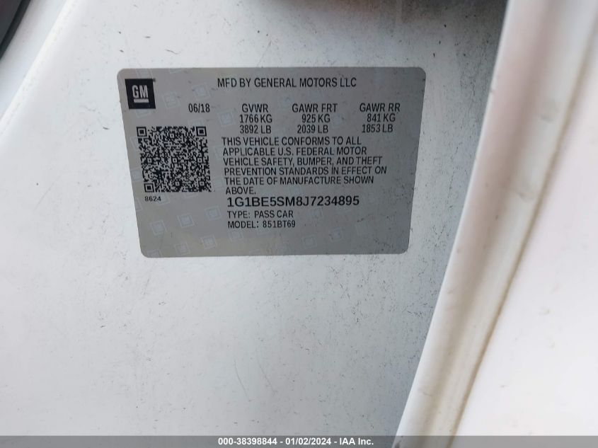 2018 CHEVROLET CRUZE LT - 1G1BE5SM8J7234895