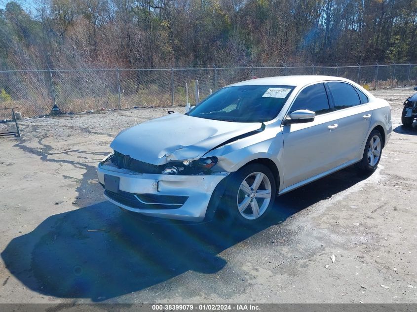 2014 VOLKSWAGEN PASSAT 2.5L SE - 1VWBP7A32EC006021