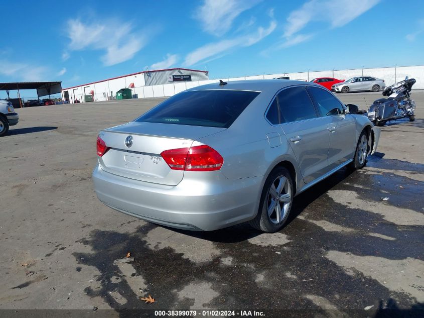 2014 VOLKSWAGEN PASSAT 2.5L SE - 1VWBP7A32EC006021