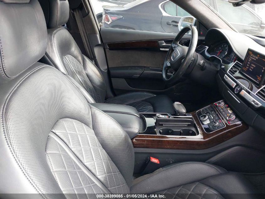 2017 AUDI A8 L 4.0T SPORT WAU43AFD7HN008424