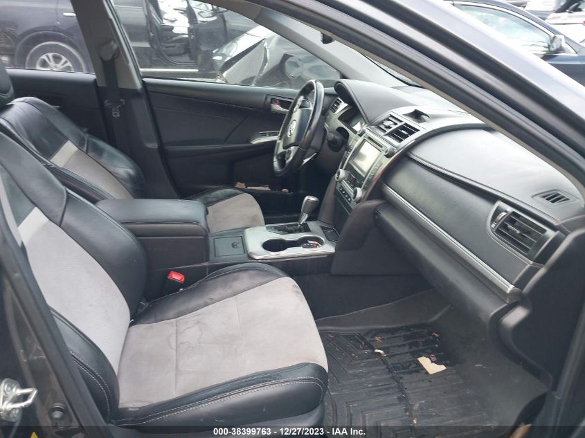 2013 TOYOTA CAMRY SE - 4T1BF1FK5DU646196