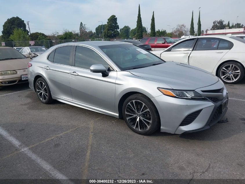 2018 TOYOTA CAMRY SE - 4T1B11HK2JU617164