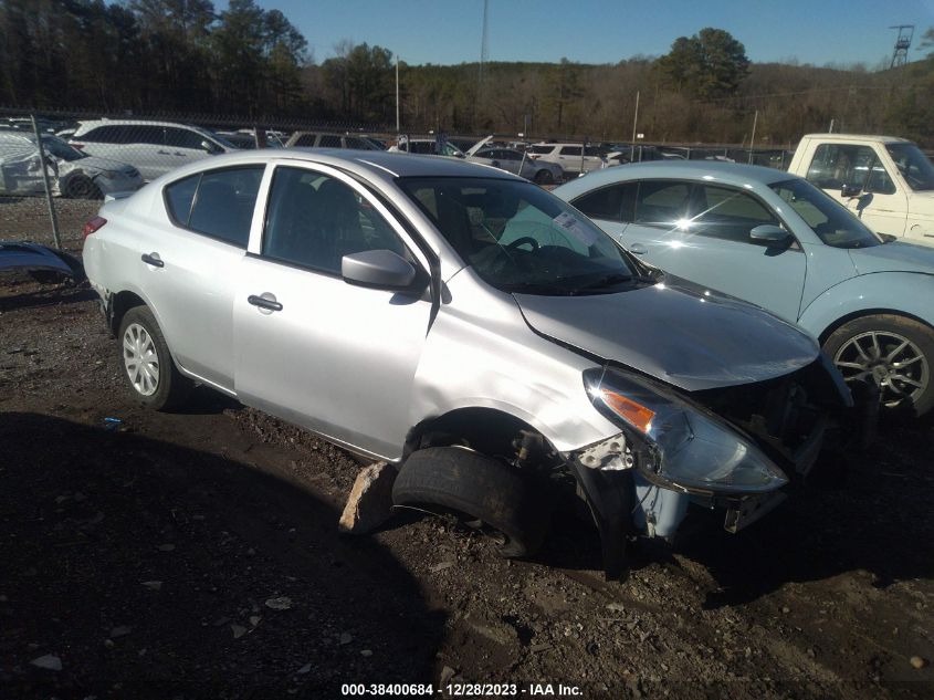 2019 NISSAN VERSA S/S PLUS/SV - 3N1CN7AP7KL829028
