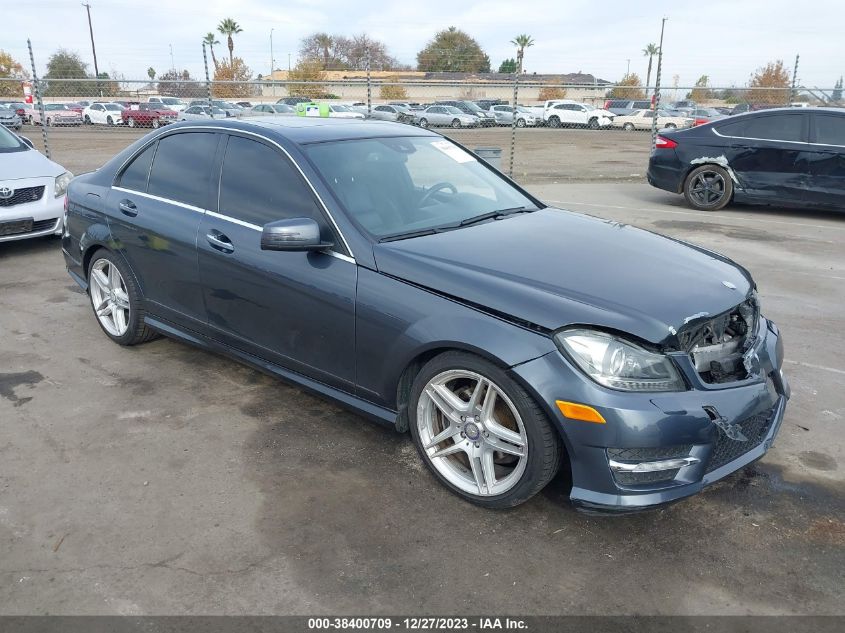 2013 MERCEDES-BENZ C 250 LUXURY/SPORT - WDDGF4HB6DA779257