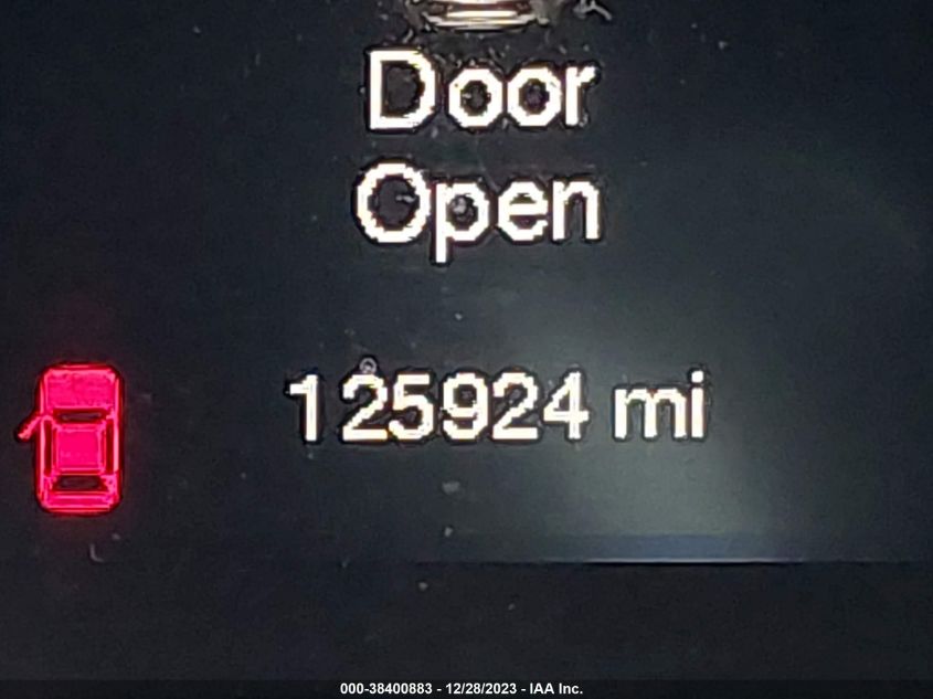 2015 CHRYSLER 200 S - 1C3CCCBBXFN733189
