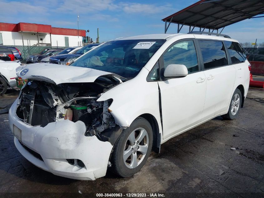2015 TOYOTA SIENNA LE 8 PASSENGER - 5TDKK3DC4FS656801