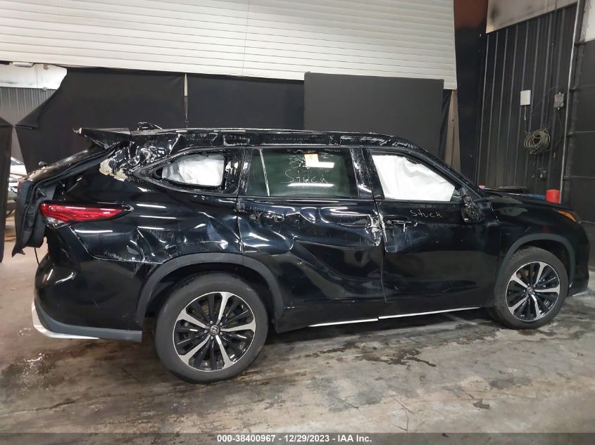 2022 TOYOTA HIGHLANDER XSE - 5TDLZRBH5NS171941
