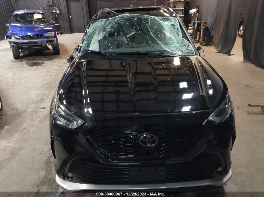 2022 TOYOTA HIGHLANDER XSE - 5TDLZRBH5NS171941