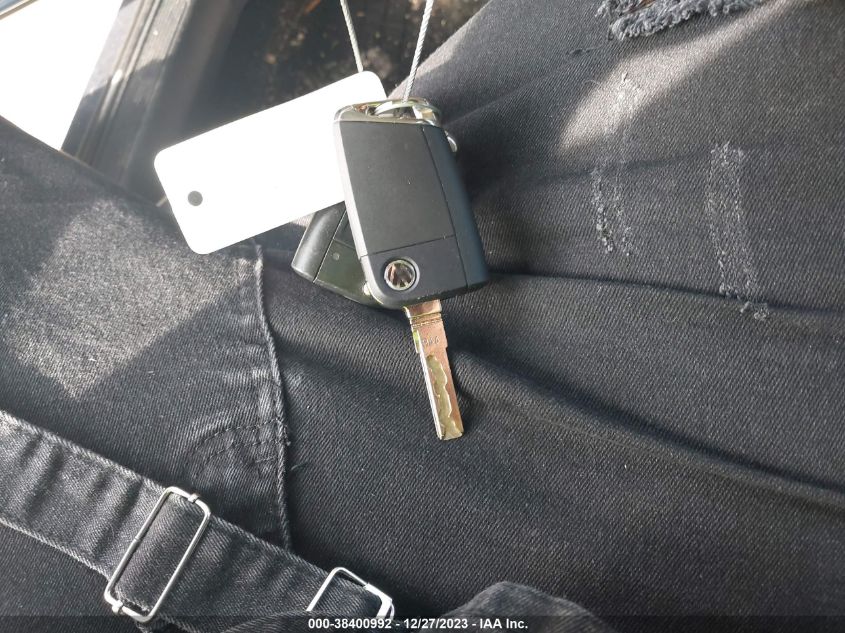 2015 VOLKSWAGEN GOLF SPORTWAGEN TDI S 4-DOOR - 3VWFA7AU1FM507381