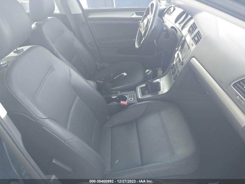 2015 VOLKSWAGEN GOLF SPORTWAGEN TDI S 4-DOOR - 3VWFA7AU1FM507381