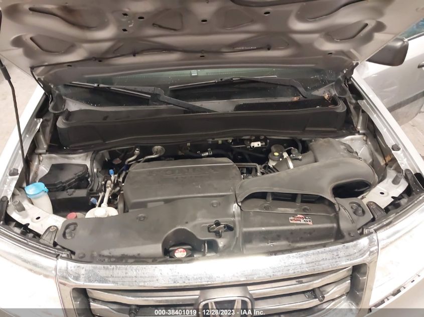 2015 HONDA PILOT LX - 5FNYF4H28FB077255