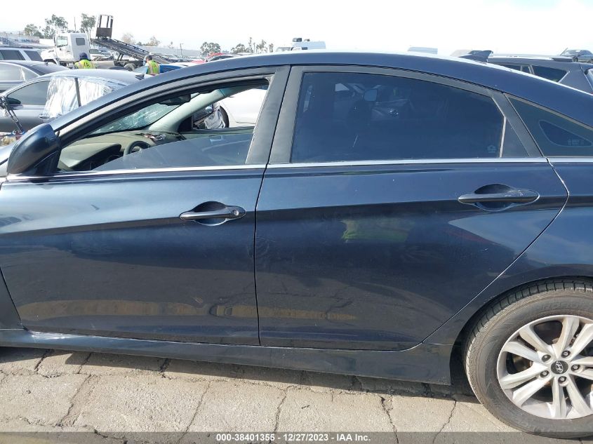 2014 HYUNDAI SONATA GLS - 5NPEB4AC7EH835197