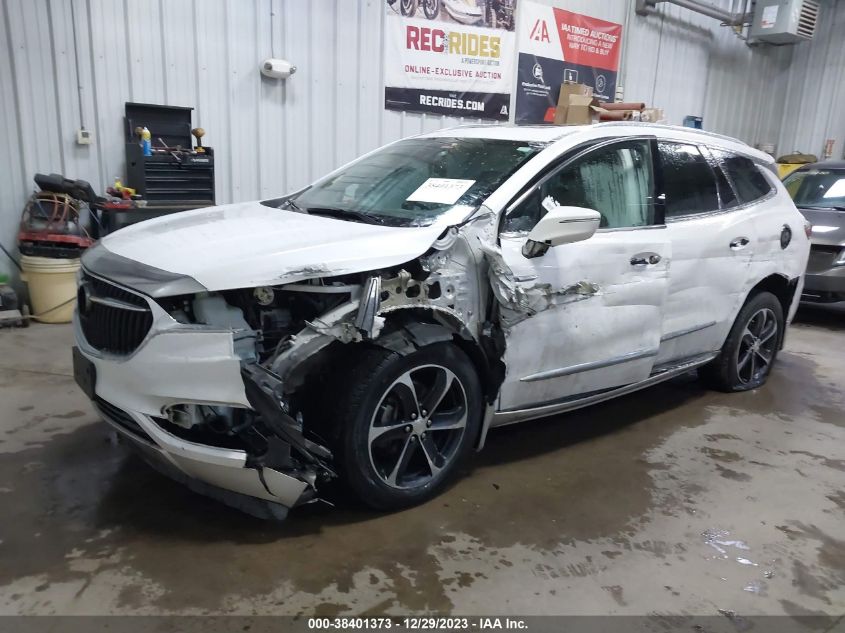 2020 BUICK ENCLAVE ESSENCE - 5GAEVAKWXLJ189173
