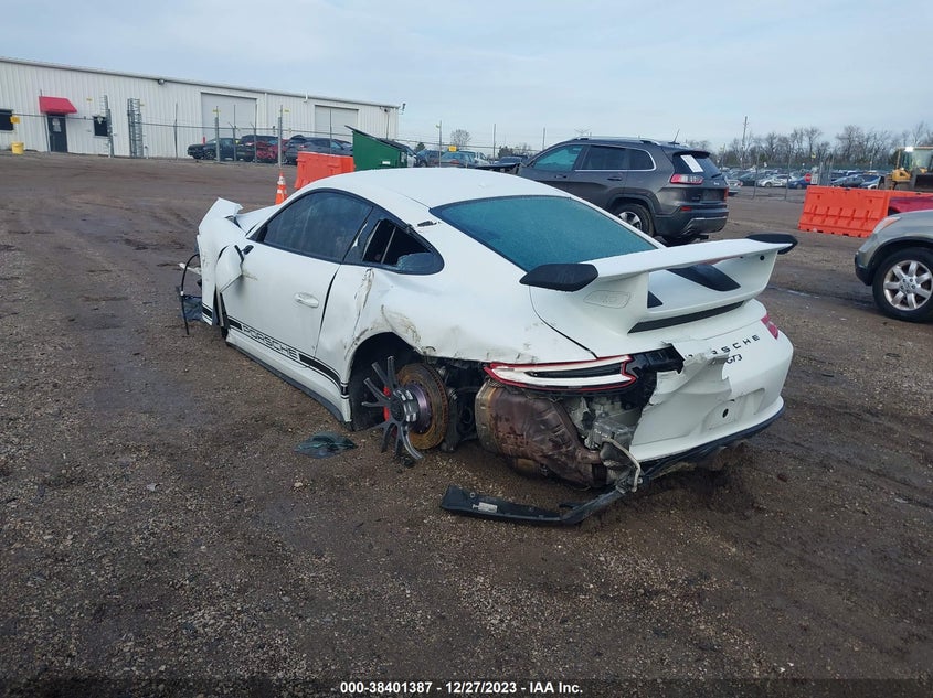 VIN WP0AC2A92JS174274 2018 PORSCHE 911 GT3