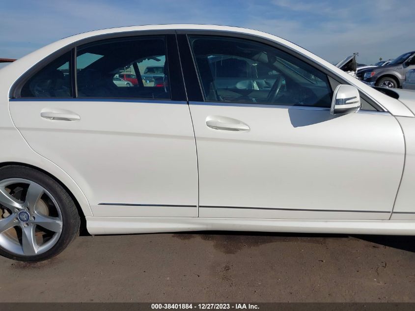 2014 MERCEDES-BENZ C 250 LUXURY/SPORT - WDDGF4HB6EA965298