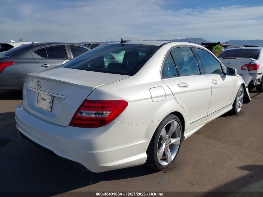 2014 MERCEDES-BENZ C 250 LUXURY/SPORT - WDDGF4HB6EA965298