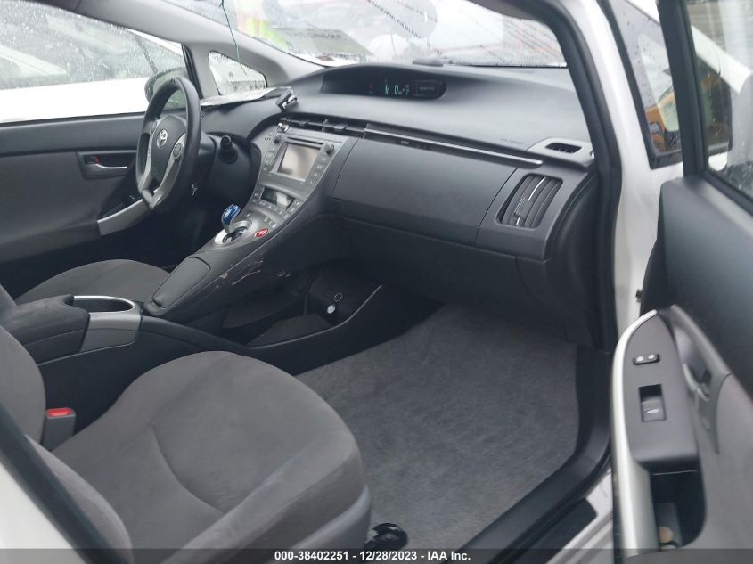 2015 TOYOTA PRIUS - JTDKN3DU7F0435728