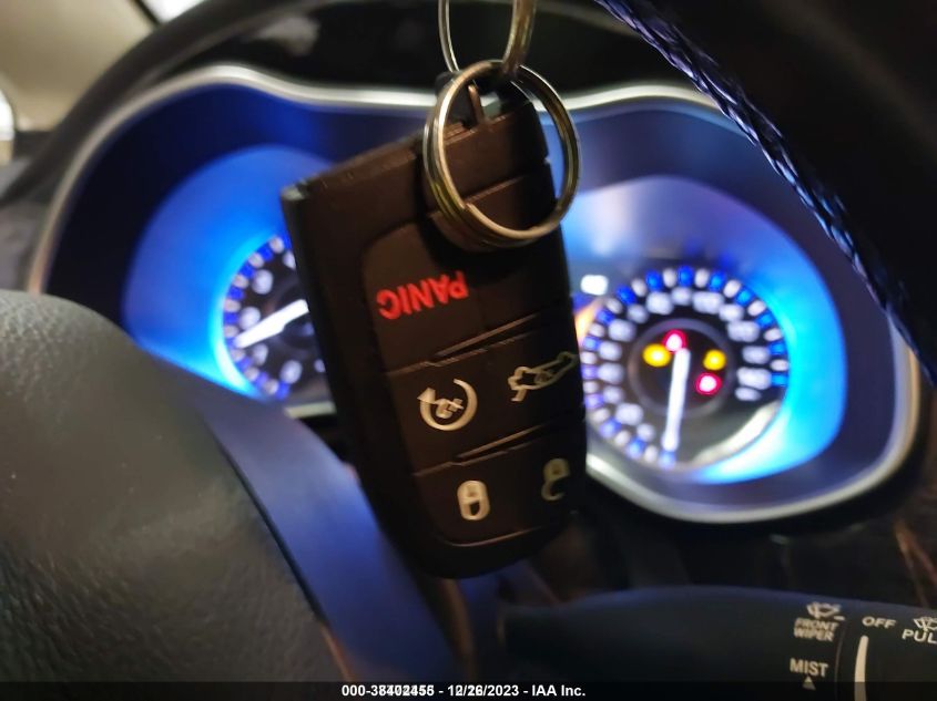 2015 CHRYSLER 200 C - 1C3CCCCG0FN524554