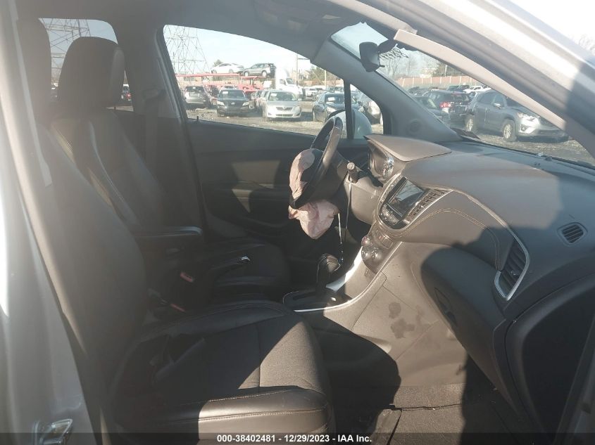 VIN KL7CJPSB2KB887977 2019 CHEVROLET TRAX LT