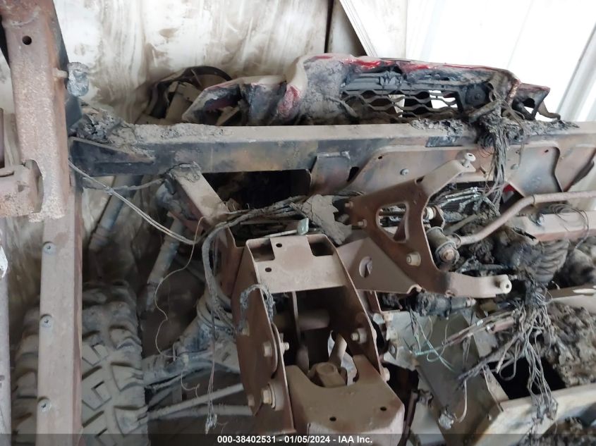 2019 CAN-AM DEFENDER MAX XT CAB HD10 - 3JBUSAP40KK000881