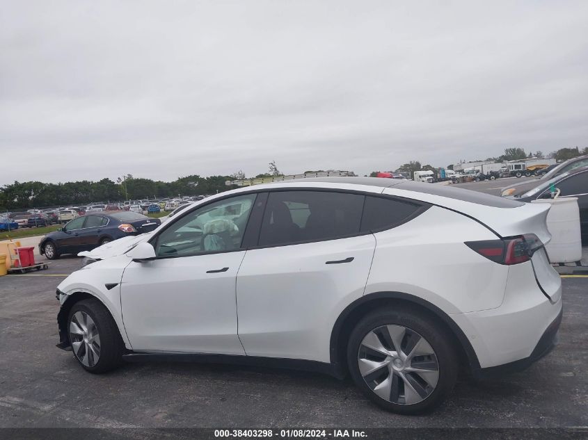 2021 TESLA MODEL Y - 5YJYGDEE4MF246079