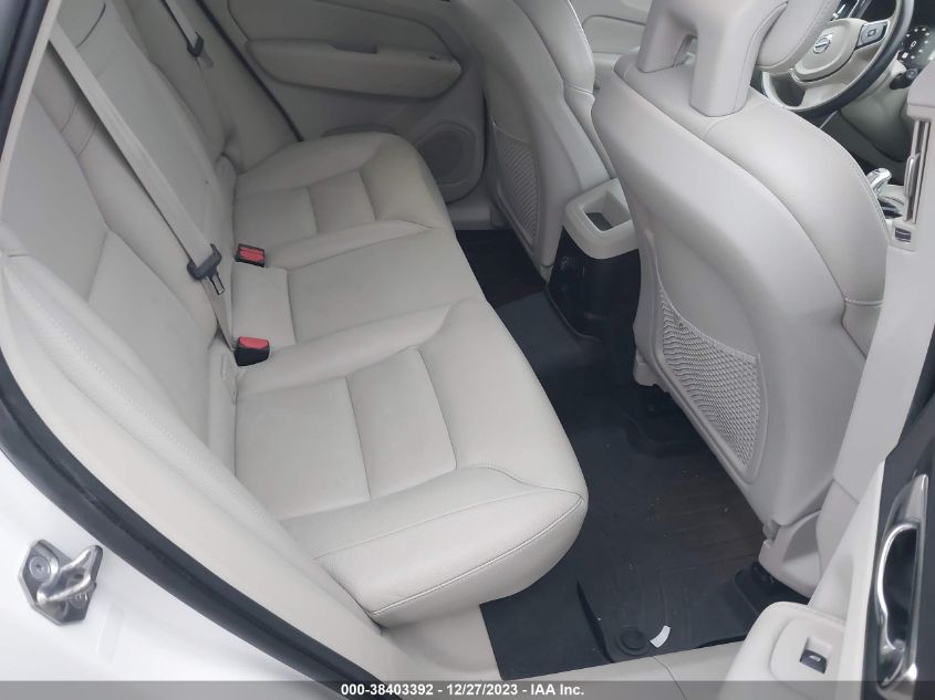2018 VOLVO XC60 HYBRID T8 INSCRIPTION LYVBR0DL0JB100817